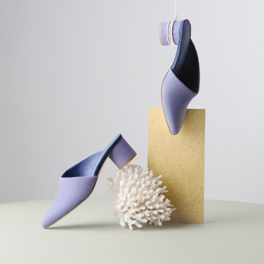 lavender slides with white coral
